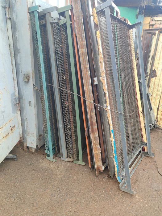 Панцерные кровати