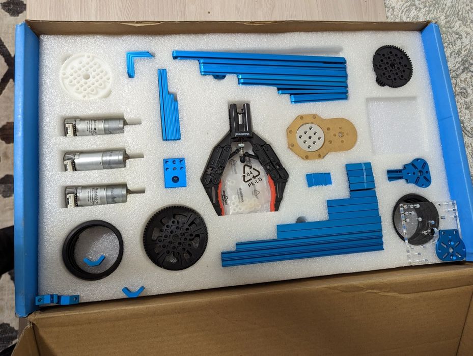 Робот-конструктор Makeblock Ultimate 2.0 (10 в 1)