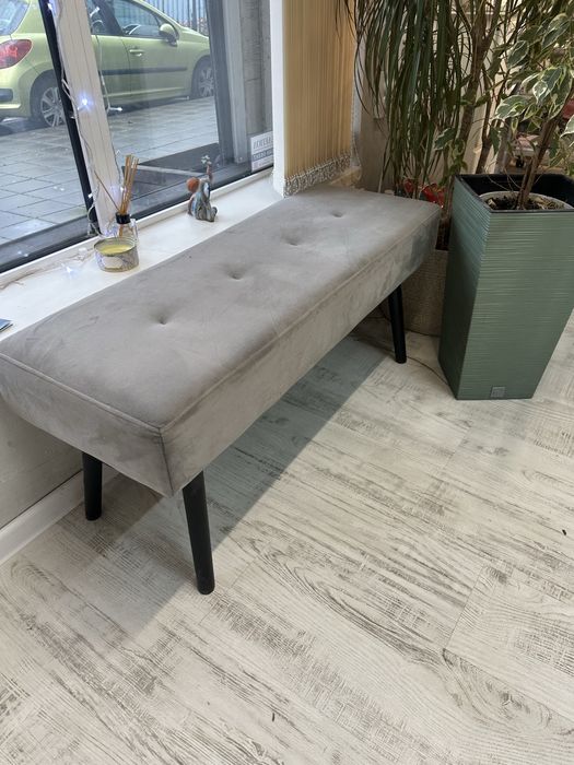 Табуретка/  пейка сива