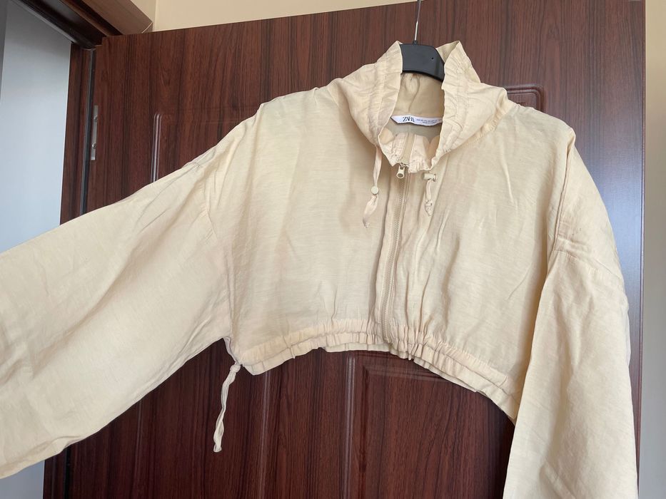 Дамски тънко яке ZARA