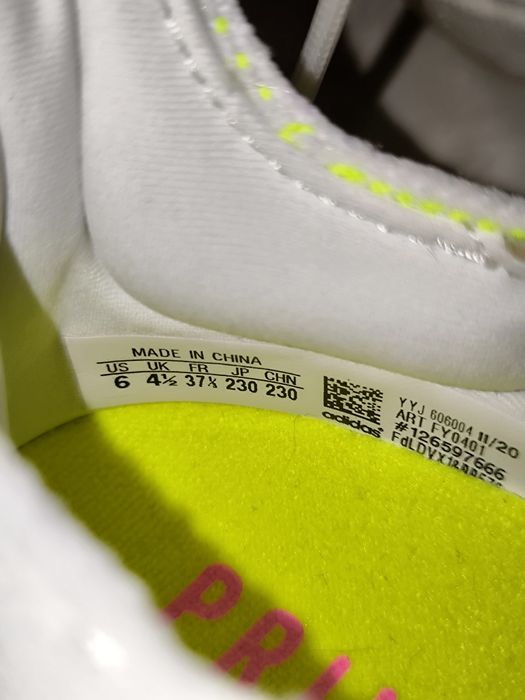 Кроссовки Адидас Ultraboost 37 размер ОРИГИНАЛ