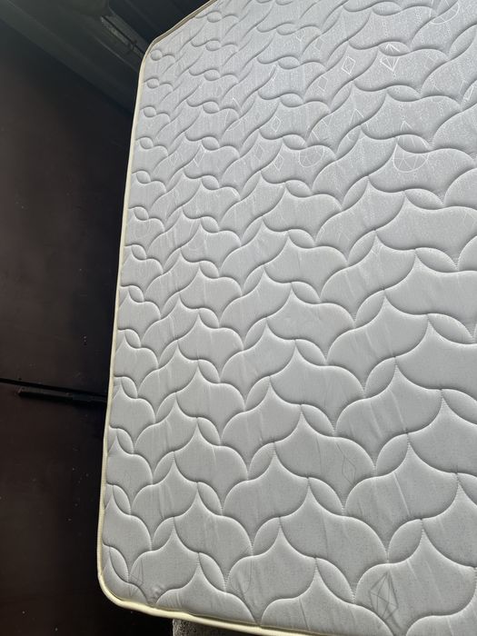 Матрас на двухспалку новый