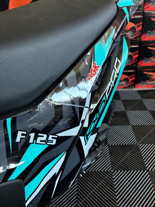 Cross  motocicleta 125cc Kxd Hurricane nou cu garantie si livrare in tara
