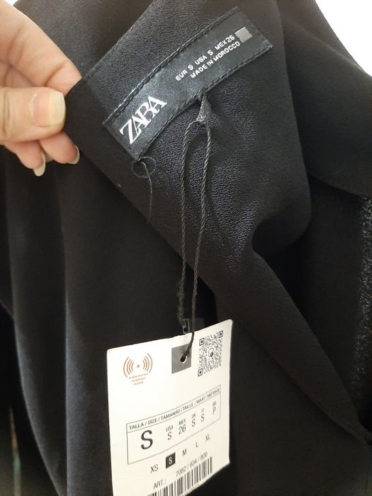 Платье фирмы "Зара"