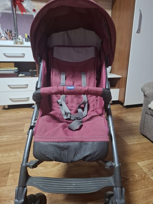 Коляска Chicco  Lite Way Состояние хорошее.