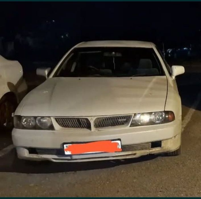 Продам машину Mitsubishi