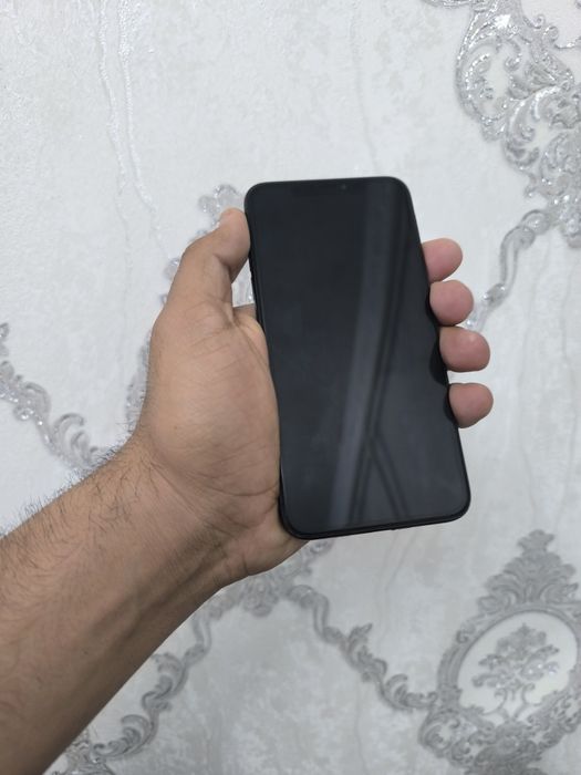 iPhone 11 Pro Max 64gb ideal abmen yoq