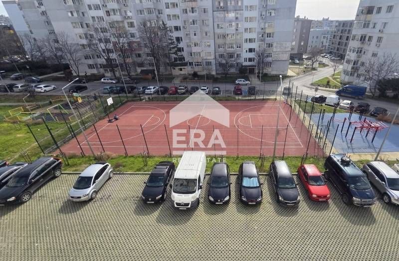 Двустаен  (преустроен) апартамент след основен ремонт, завършен до клю