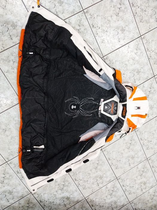 SPYDER-L разм.водоустойчив   плътен  мъжки елек с качулка .