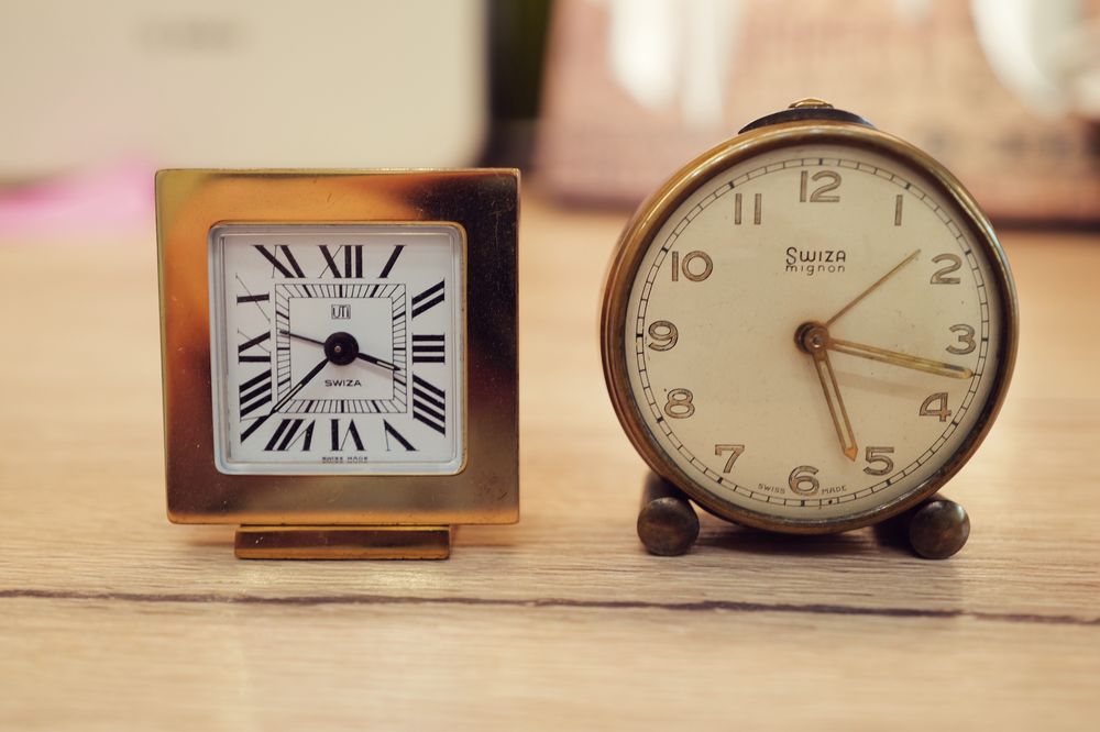 Ceas SWIZA de masa birou 8 zile cu Alarma elevetiene mecanic ceasuri