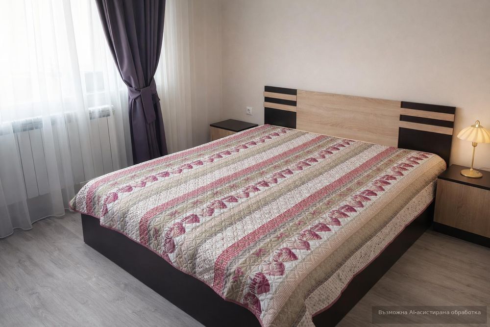 Двустаен апартамент в жк. Христо Смирненски