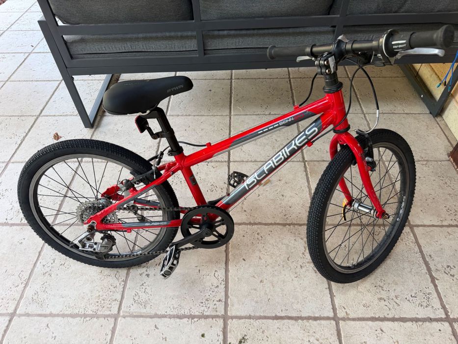 Bicicleta Islabikes Beinn 20” mai usoara ca Woom