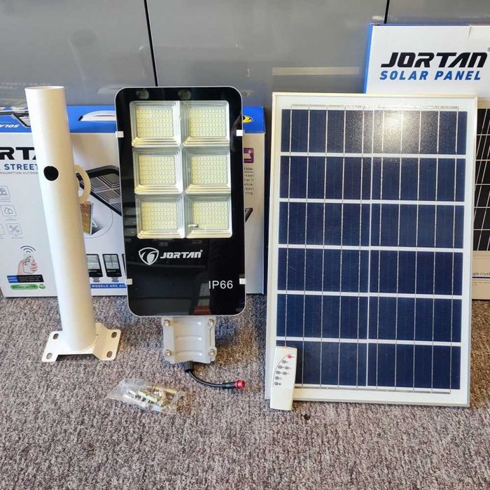 Соларна лампа JORTAN 400W+Стойка дистанционно 6000 лумена
