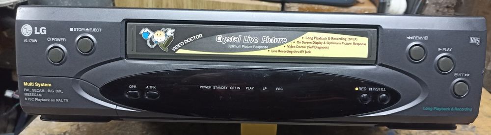 Видеомагнитофон LG
