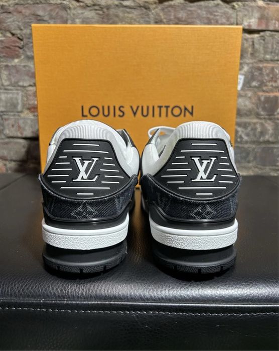 Sneakers Trainers Louis Vuitton Black&White
