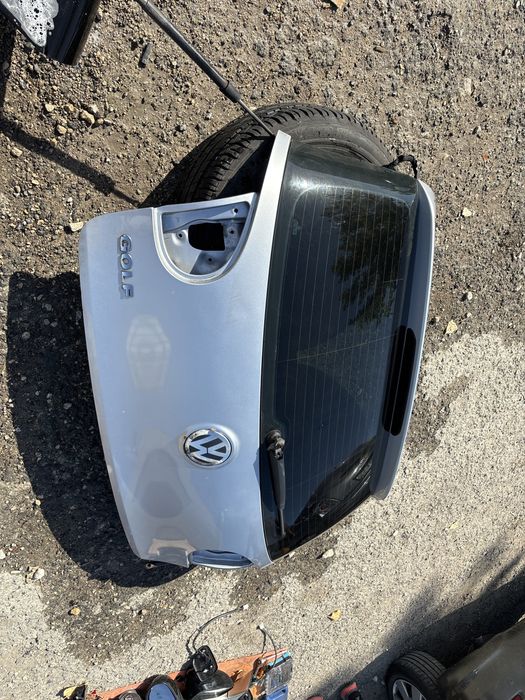 Багажници за Голф 5