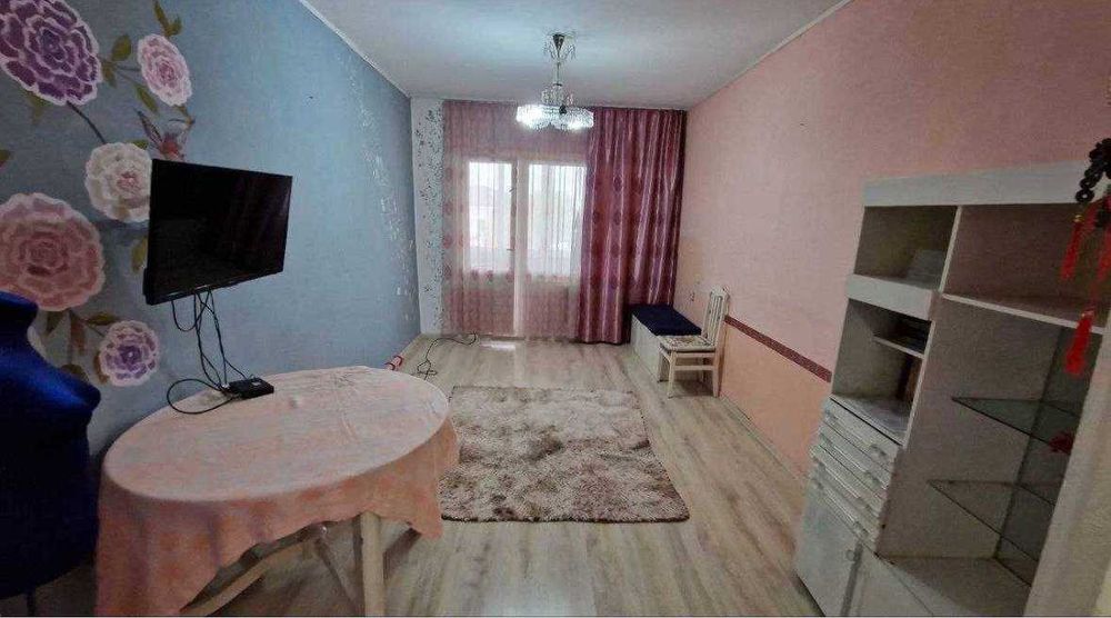 3/3/5 Ташсельмаш боткина балкон 2х6