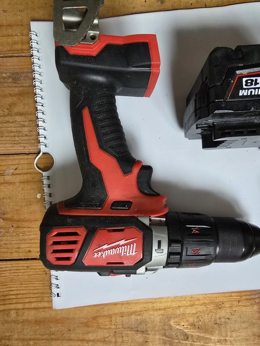 Milwaukee set folosite doar de cateva ori