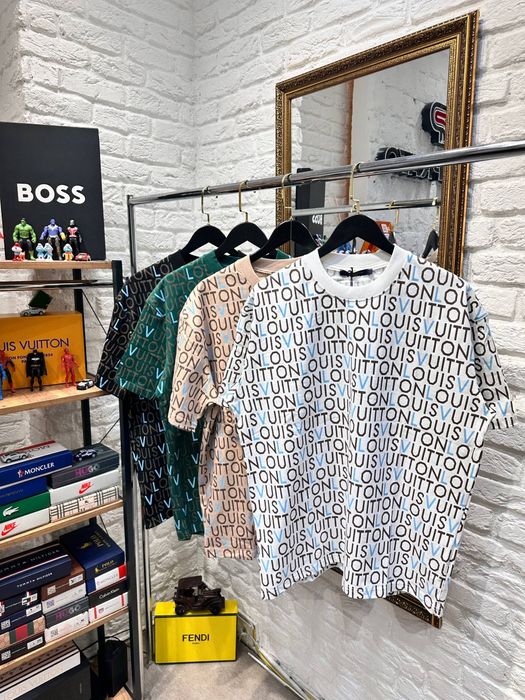 Мъжки тениски различни модели