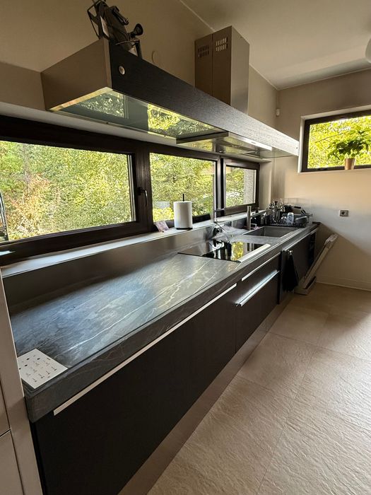 Продава се луксозна италианска кухня Effeti Cucine