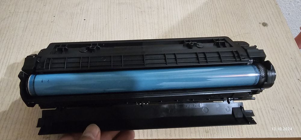 Продам картридж для принтера