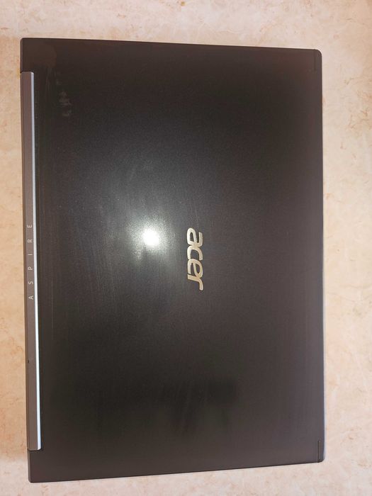 Acer Aspire A715-74G