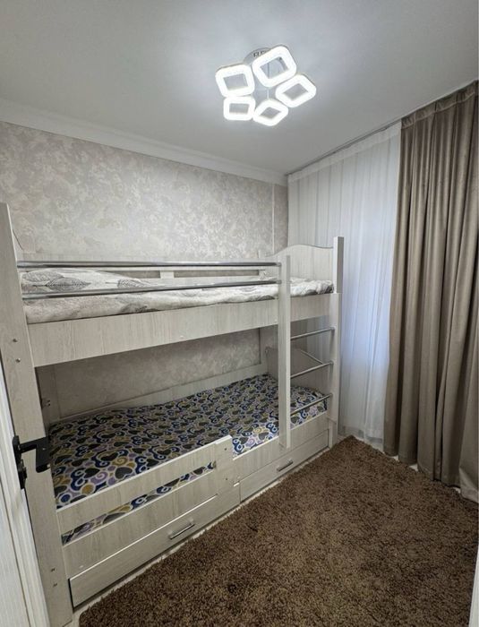 Чиланзар -2. Паспорт. Стол.  2в3комн. Кирпич. 50м2