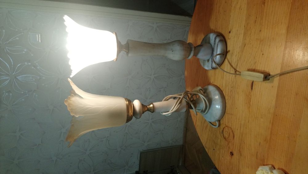 Лот мраморни лампи