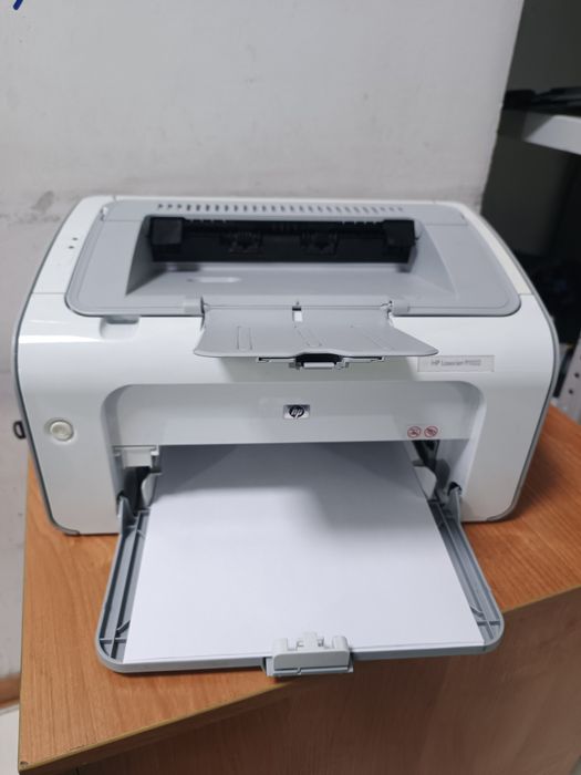 Принтер HP Laserjet P1102 в отличном состоянии