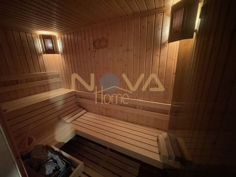 Къща в Варна, област-м-т Манастирски рид площ 344 цена 430000