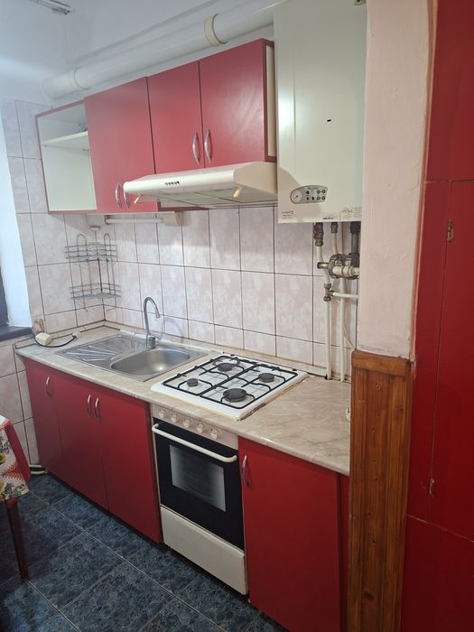 Inchirez apartament 2 camere pe strada Decebal partial mobilat