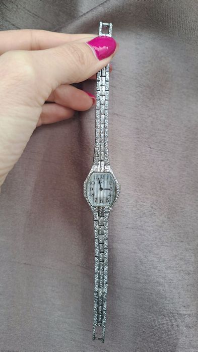 Винтидж дамски часовник Luch (Луч) – елегантност от миналото