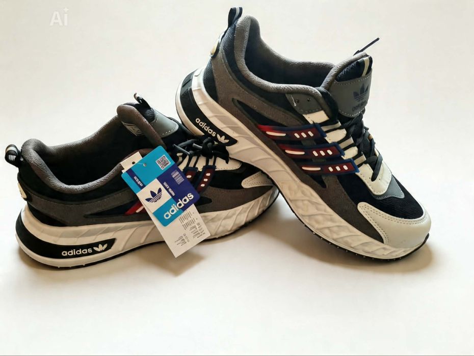 Уникални маратонки Адидас