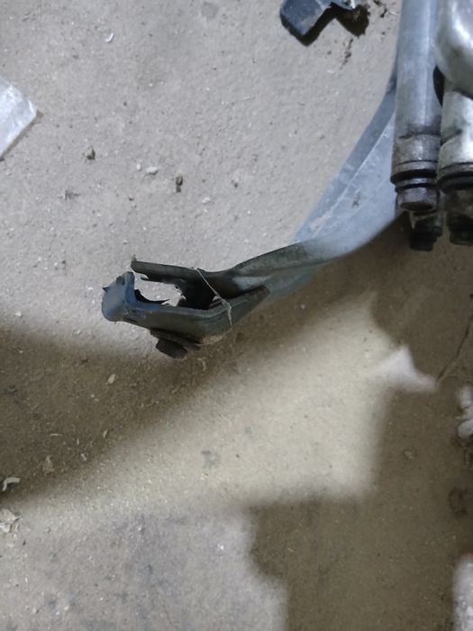 Продам багажник на авто