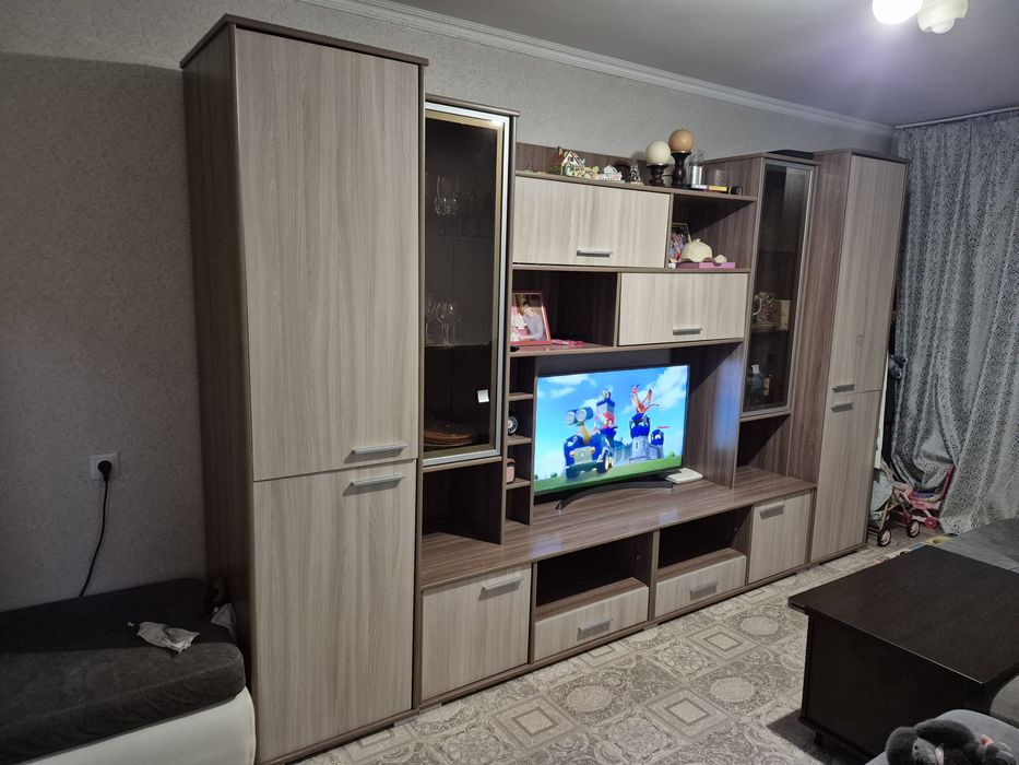 Уютная стенка в зал