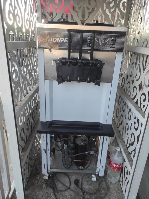 Мороженный аппарат