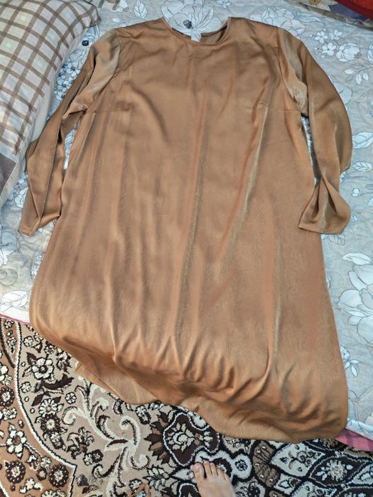 Ayollar kiyimi vecherniy va abaya