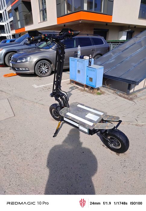 Ел.Тротинетка 120км/ч 72v 60A батерия 2x4000w