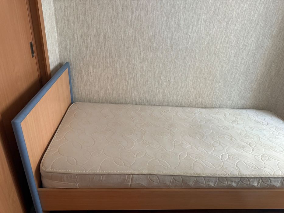 Кровать односпальная