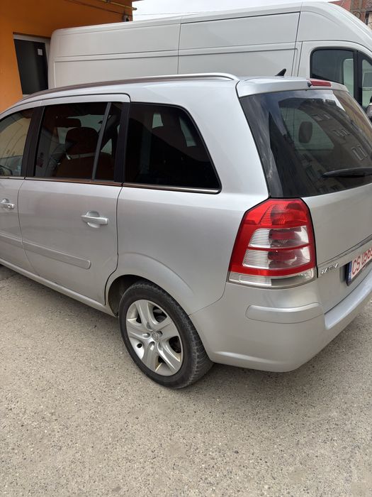 Opel zafira an 2009,1,7 diesel