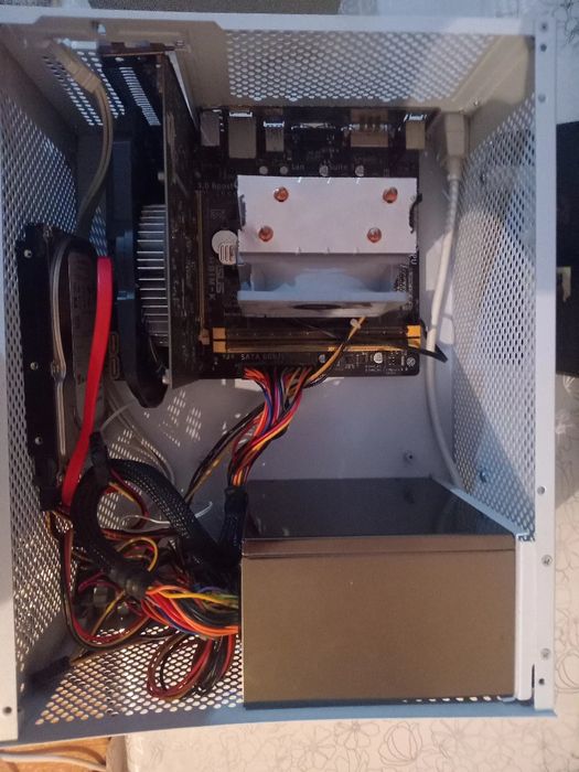 Продам пк в отличном состояний