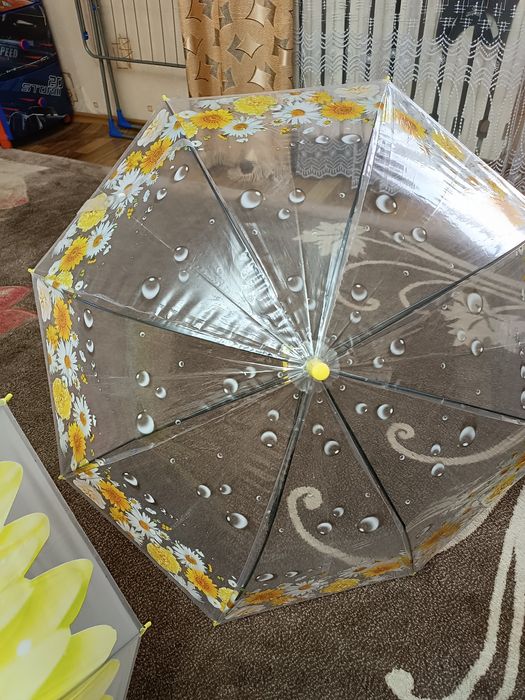 Продам детский зонтик.