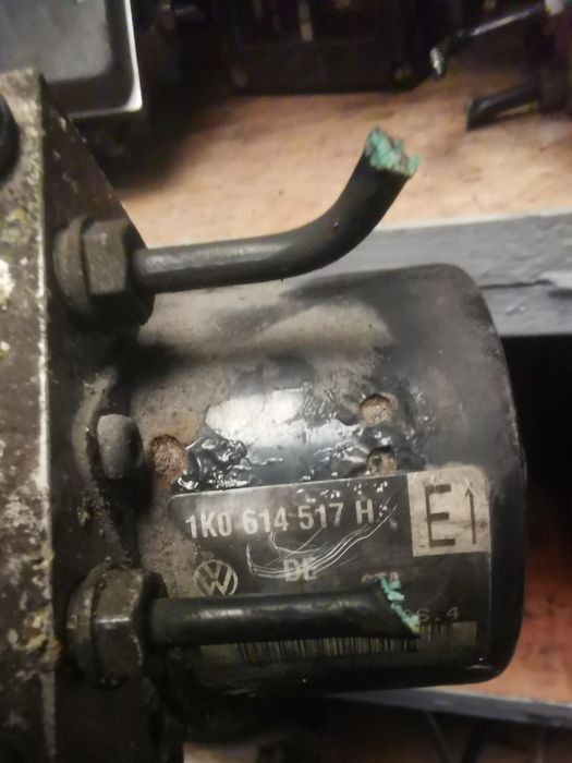 Pompa abs golf 5 1k0 907 379 k