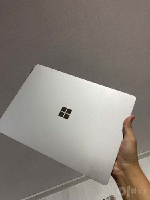 Micrasoft surface 4
