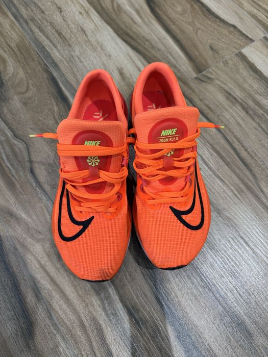 Продам беговые кроссовки Nike Zoom Fly 5 (оригинал)