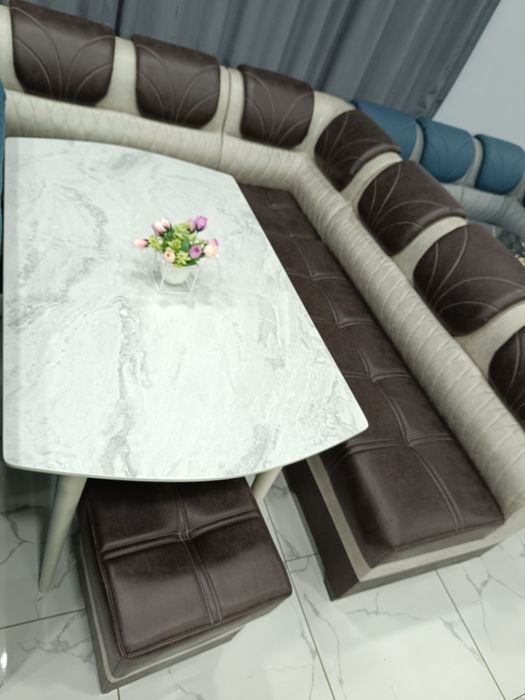 Har hil turdagi stol jurnalniklar