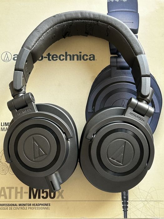 Audio-Technica ATH-M50x Limited Edition (Matte Gray)