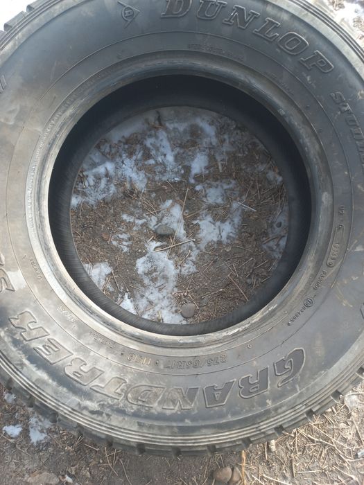 Продам резину на 17