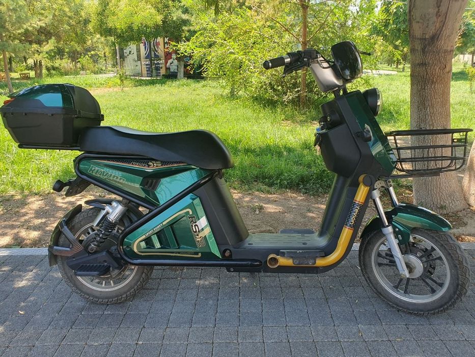 Elektro Skuter Nomi REVION Classic birinchi qo'l 5 ta akkumulyatorli
