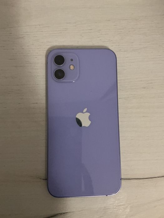 Iphone 12 много добър